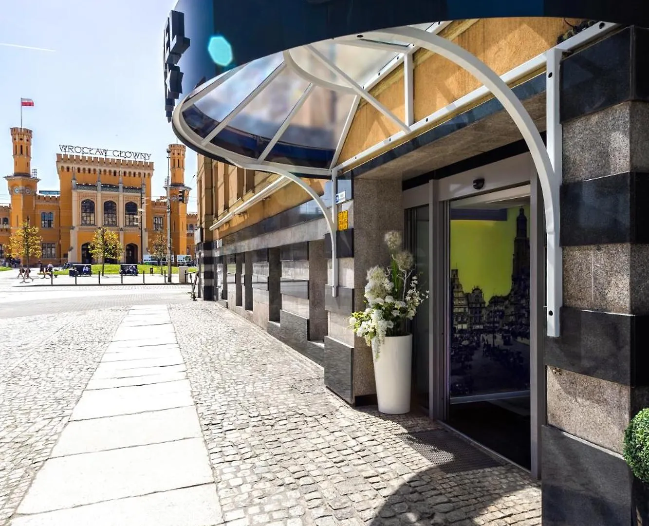 Hotel Sofia By The Railway Station Wroclaw 3*,  Poland