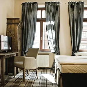 Five Stars ** Wrocław